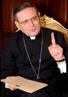 Il cardinale Angelo Amato, prefetto della Congregazione per le cause dei santi.