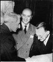 Don Sturzo incontra Alcide De Gasperi.