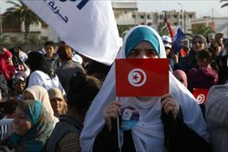 Donne al voto in Tunisia.
