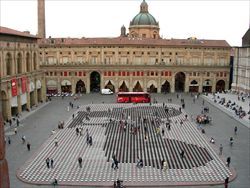 Simulazione dell'evento in Piazza Maggiore a Bologna.