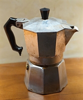 Cara vecchia moka, il modo più "ecocompatibile" di fare il caffé.