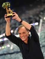 Roberto Vecchioni, vincitore del 61° Festival di Sanrermo.