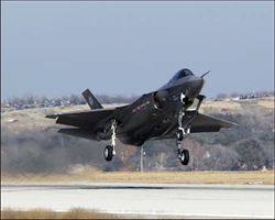 Un caccia F-35 (Foto: Ansa)