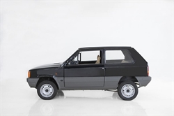 La Fiat Panda disegnata da Giugiaro (1981) in mostra al Palazzo delle Esposizioni a Roma.