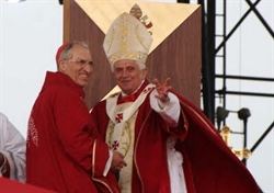 Il cardinale Antonio Maria Rouco Varela con papa Benedetto XVI.