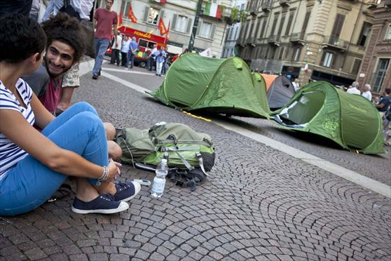 Torino, la carica degli "indignados"