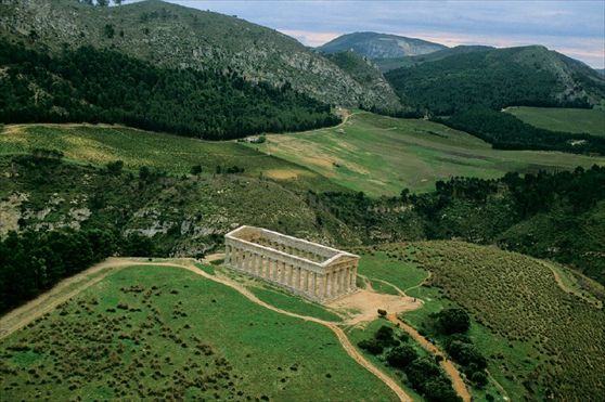 Viaggio in Sicilia in 100 foto