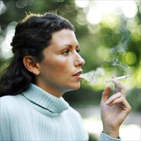 Il fumo è un fattore di rischio per il cuore che aumenta dopo la menopausa.