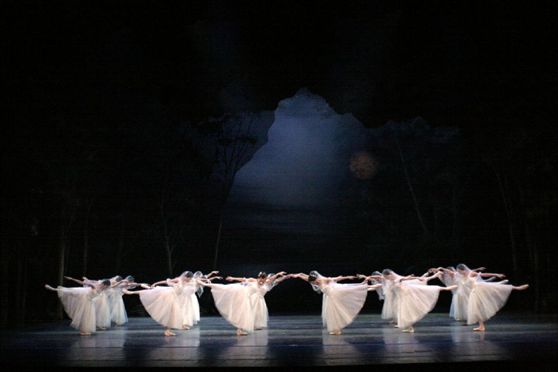 A Milano due Giselle