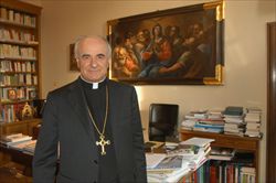 Monsignor Vincenzo Paglia, che presiedei funerali di Oscar Luigi Scalfaro nella Basilica di Santa Maria in Trastevere, a Roma (foto Vision).