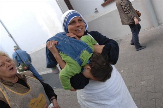 Sister Mary continua l'opera di Madre Teresa