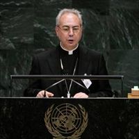 Monsignor Dominique Mamberti, segretario vaticano per i Rapporti con gli Stati e capo delegazione della Santa Sede all’Onu. 