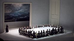 Una scena corale dell'"Olandese volante" che ha inaugurato il Regio di Torino.