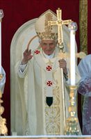 Papa Benedetto XVI. Foto Ansa.