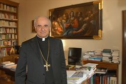 Monsignor Vincenzo Paglia (foto Vision).