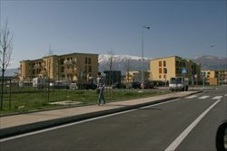 Una delle famigerate new town a l'Aquila (Agf).
