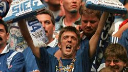 Tifosi dello Shalke 04 (Reuters).