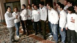 Un'istantanea "rubata" durante il primo incontro dei volontari a Triuggio (Milano).