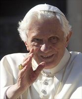 Papa Benedetto XVI (Ansa).