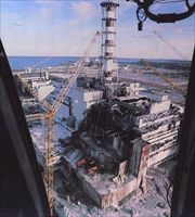 L'impianto nucleare di Chernobyl dopo il disastro avvenuto 26 anni fa, il 26 aprile 1986.