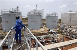 Un impianto petrolifero in Sud Sudan (Reuters).