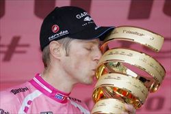 Ryder Hesjedal, 32 anni, canadese, vincitore del Giro d'Italia. Foto Ansa.