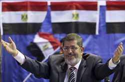 Mohammed Morsi, il candidato dei Fratelli Musulmani (foto Reuters).