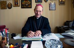 Monsignor Mario Russotto, vescovo di Caltanissetta (Foto Catholic Press)