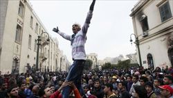 Una manifestazione al Cairo (foto Reuters).