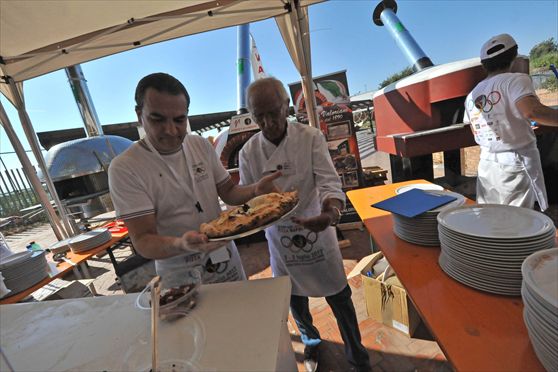 A Napoli le Olimpiadi della pizza