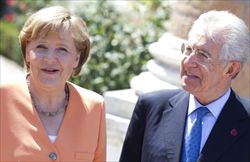 Angela Merkel e Mario Monti a Villa Madama (Ansa).