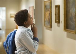 Molti musei propongono percorsi specifici per i più giovani: il portale Kids Art Tourism li segnala (foto Corbis).