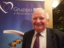 Il presidente del gruppo PPE al Parlamento Europeo Joseph Daul.
