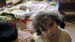 Bambini siriani scampati al massacro. Foto tratta dal sito dell'Unicef. L'immagine di copertina, che ritrae piccoli profughi siriani rifugiatisi ad Amman, in Giordania, è dell'agenzia Reuters. 