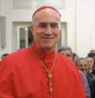 Il segretario di Stato della Santa Sede cardinale Tarcisio Bertone.
