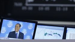 Berlusconi anche sui monitor della Borsa tedesca (Reuters).