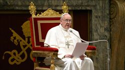 Esercitare il potere significa servire, ha detto il Papa nell'omelia della messa di inaugurazione del pontificato (Ansa).