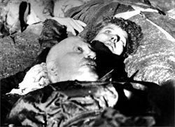 I cadaveri di Benito Mussolini e Claretta Petacci