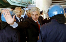 Gianni De Gennaro, ex capo della Polizia, attualmente ai vertici dei servizi segreti.