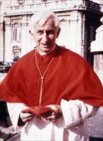 Il cardinale Basil Hume, Primate cattolico negli anni Ottanta e Novanta e presidente della Conferenza episcopale dell'Inghilterra e del Galles dal 1979 al 1999.