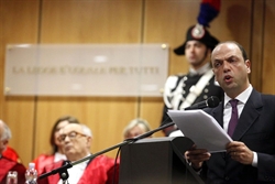 Il ministro dell Giustizia Angelino Alfano all'inaugurazione anno giudiziario 2011.