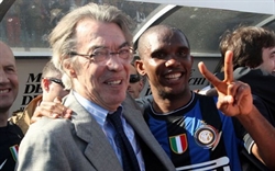 Il presidente dell'Inter Moratti con Samuel Eto'o.