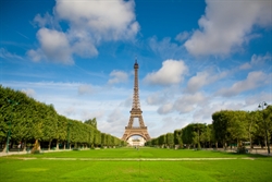 A Parigi  tre posti per laureati in lettere o lingue 