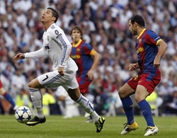 Cristiano Ronaldo durante il match perso dal Real Madrid con il Barcellona.