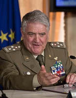 Il Capo di Stato maggiore dell'Esercito, generale Giuseppe Valotto (foto di Paolo Siccardi/Sync).