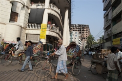 Uno scorcio di Dacca, metropoli di 14 milioni di abitanti  (foto di Pino Pacifico/Unicef). 
