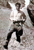 Un giovane Pier Giorgio in montagna.