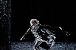 Una scena del "Siegfried" alla Scala (MONIKA RITTERSHAUS / STAATSOPER BERLIN).