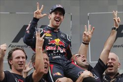 La gioia di Sebastian Vettel (foto del servizio: Reuters).