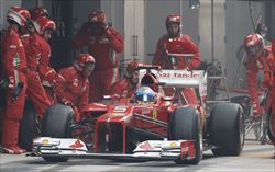 Alonso su Ferrari (Ansa).